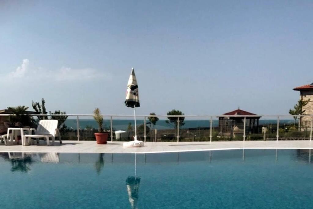 Seaview Dreamy Apartment With A Pool And Garden Sinemoretz Buitenkant foto