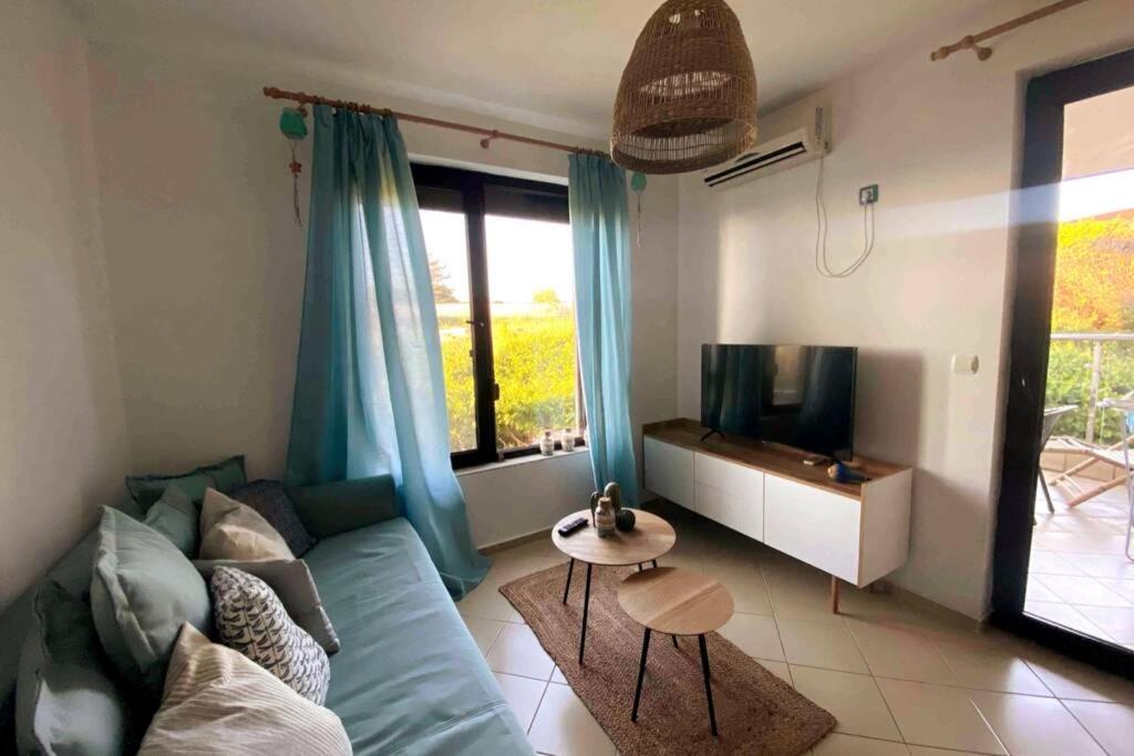 Seaview Dreamy Apartment With A Pool And Garden Sinemoretz Buitenkant foto